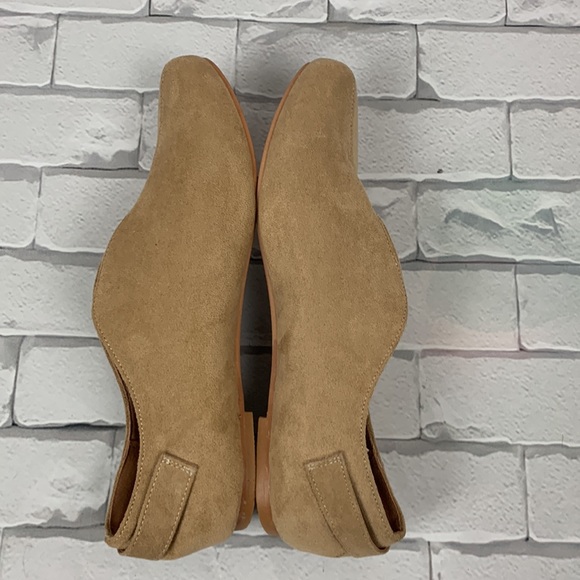 Tinstree Flat slip on shoes Size 9 Pointed Toe Flats Tan New NWOT - Picture 10 of 11